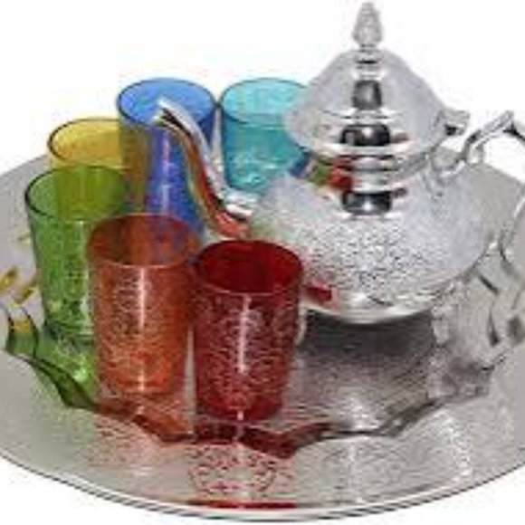 Teapot made from Morocco with cups and Tray - Picture 2 of 11
